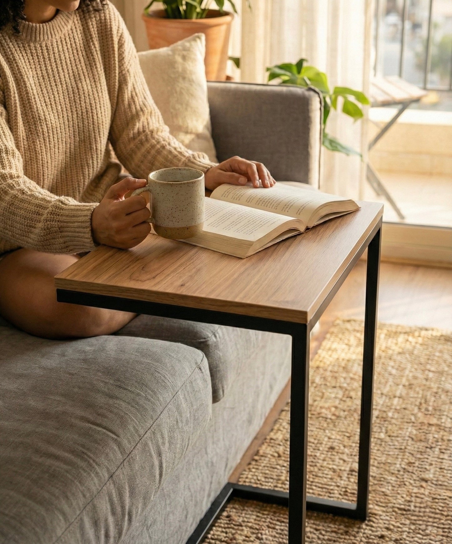 Carver Laptop Table Nakhlaa