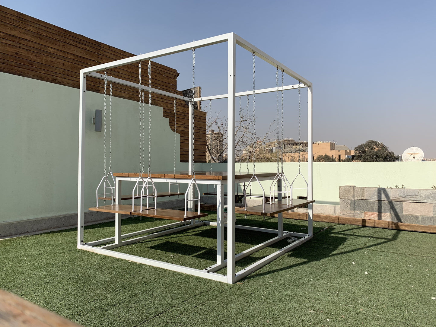 Trento 8 seaters Swing Table Nakhlaa