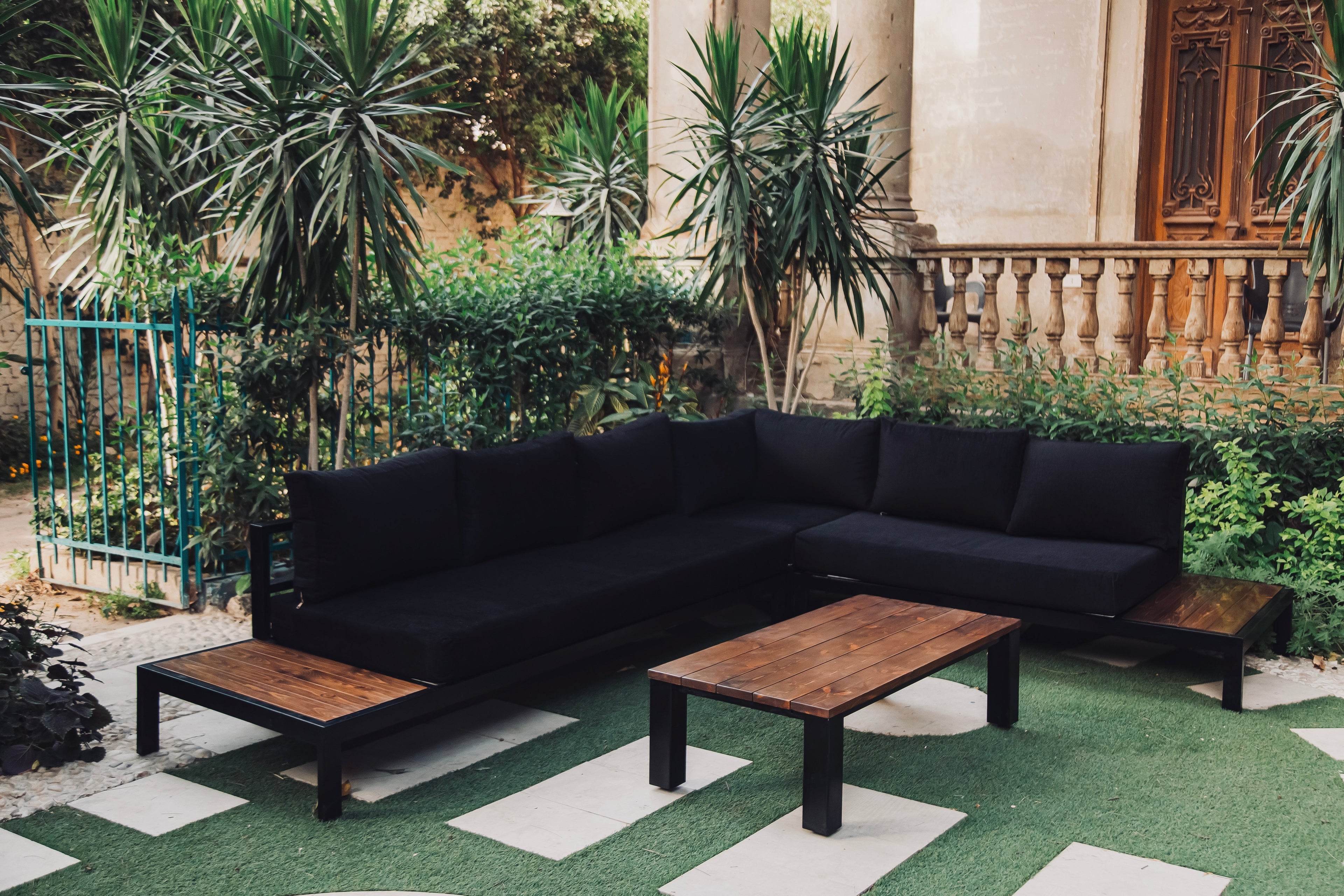 Pocking Outdoor Garden Furniture Set Nakhlaa