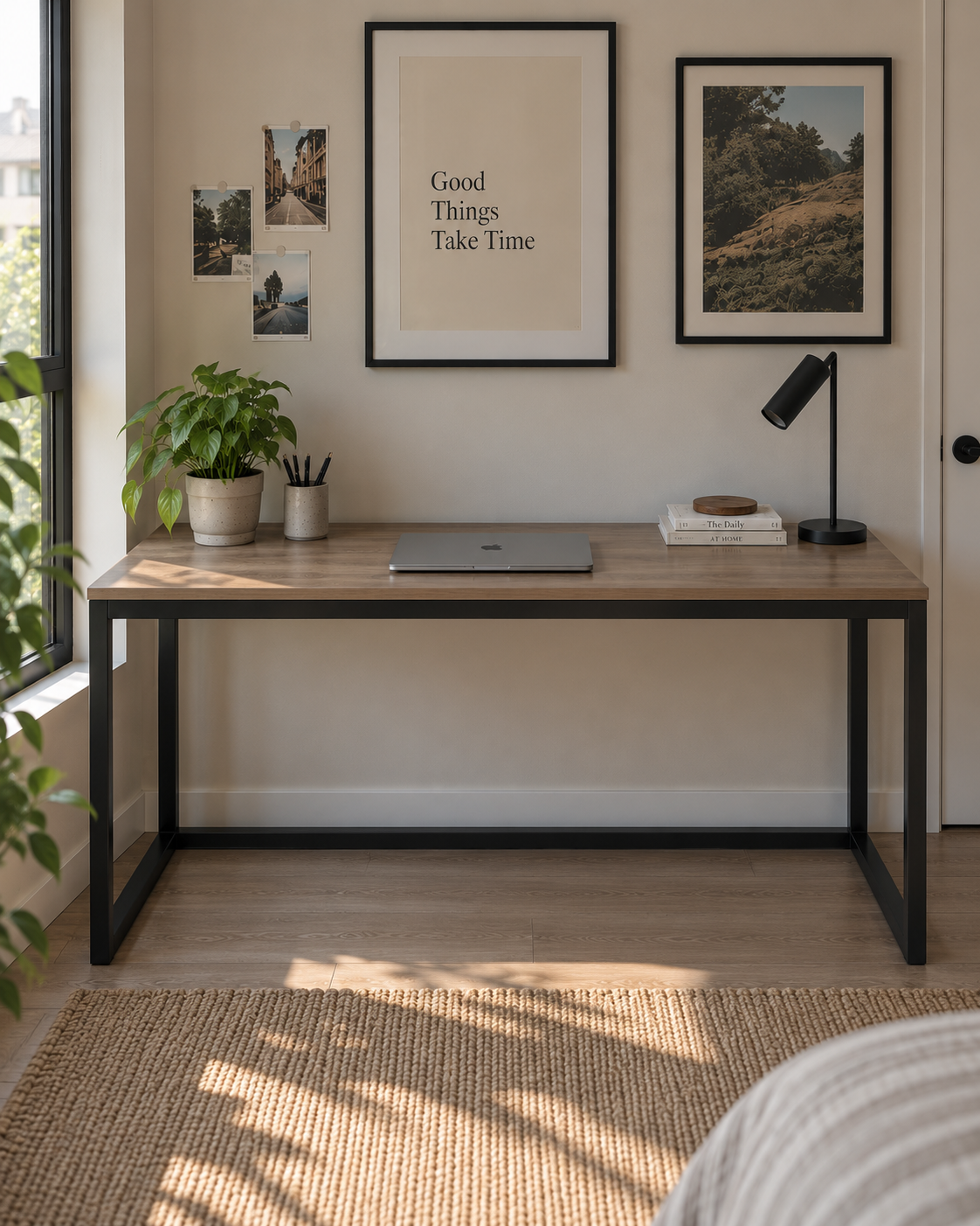Lexi Desk Nakhlaa