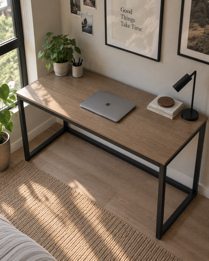 Lexi Desk Nakhlaa