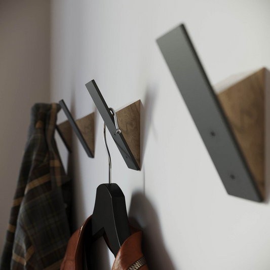 Mid Hanger (Copy) Nakhlaa