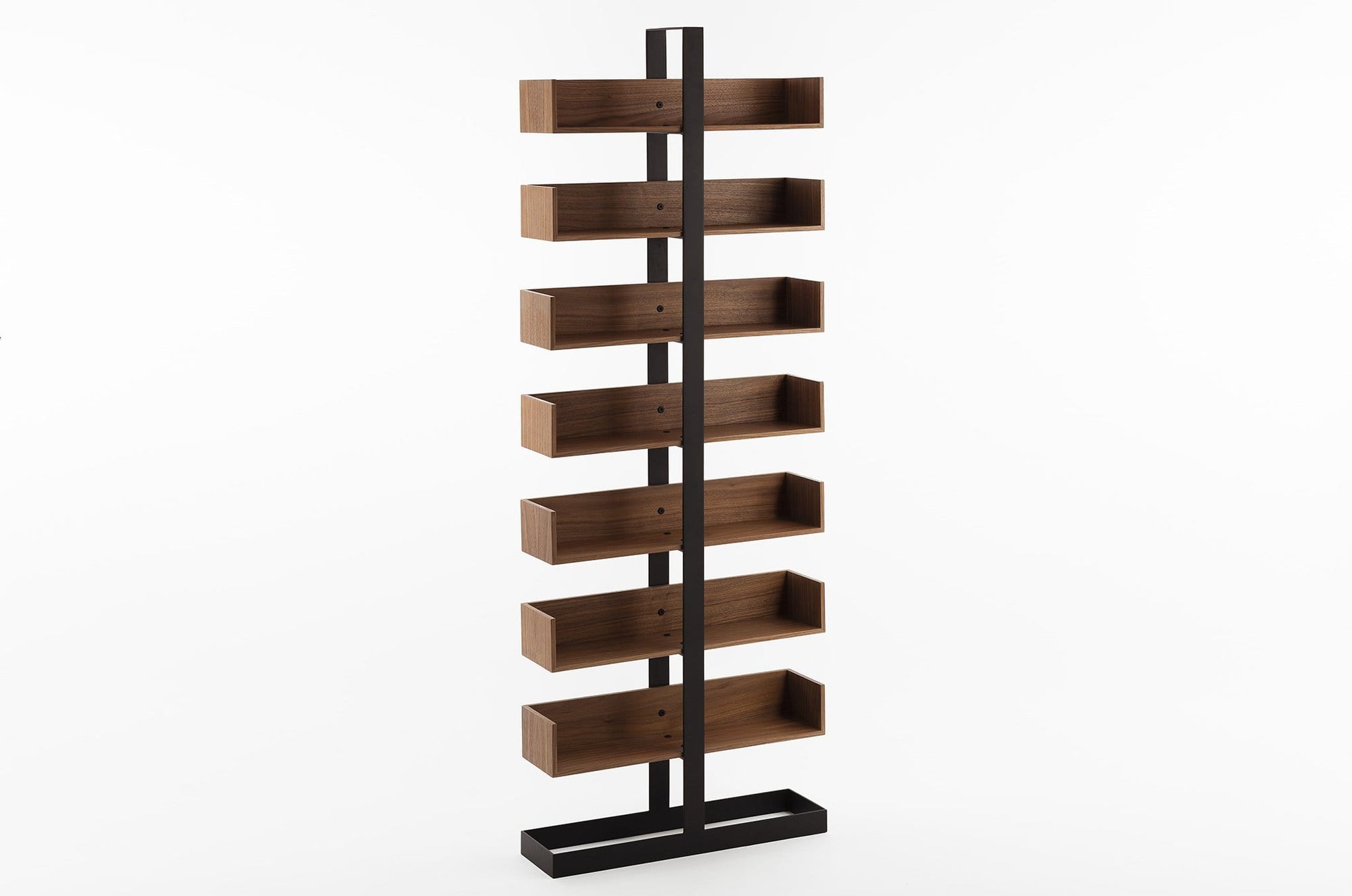 Roth bookcase Nakhlaa
