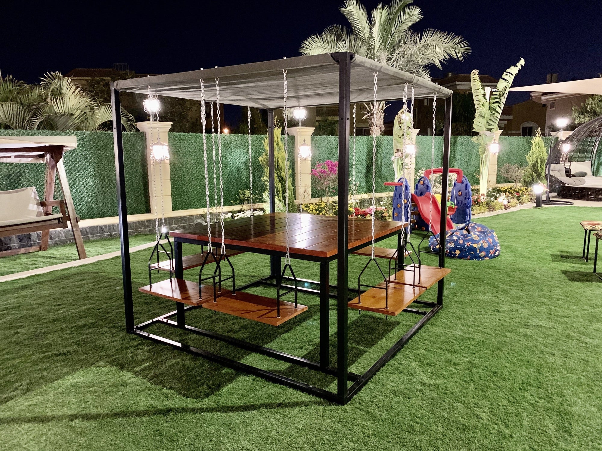 Trento 8 seaters Swing Table Nakhlaa