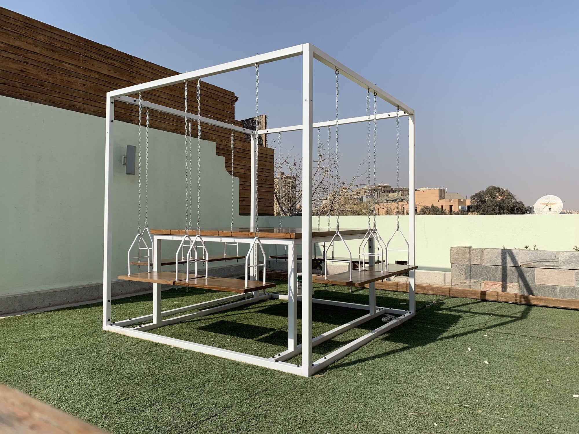 Trento 8 seaters Swing Table Nakhlaa
